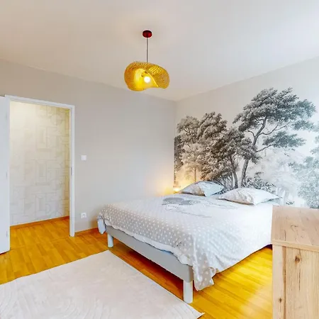 L'ecrin Cozy - Thermal - Cite Judiciaire 4 Personnes Apartment